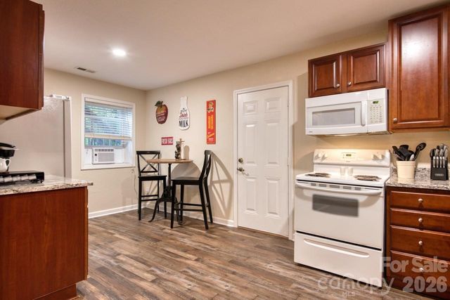 7 Higel Lane, Maggie Valley, NC 28751