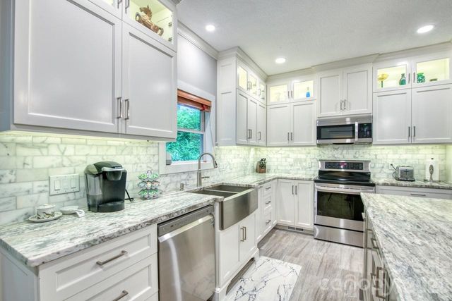 7 Higel Lane, Maggie Valley, NC 28751