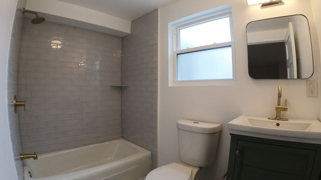 4219 N Albany Avenue 2, Chicago, IL 60618