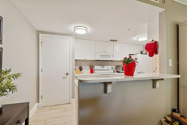 36750 US HIGHWAY 19 N 16210, Palm Harbor, FL 34684