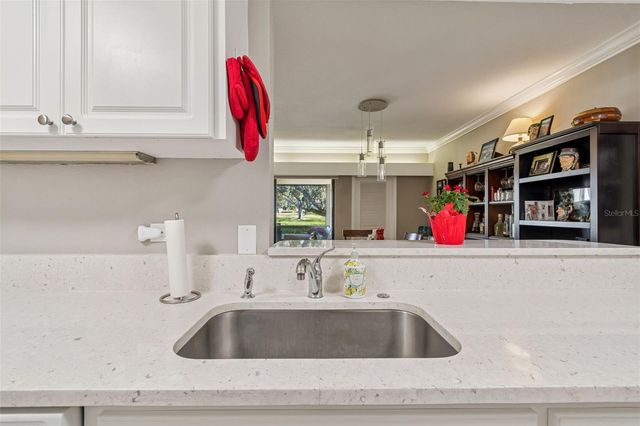 36750 US HIGHWAY 19 N 16210, Palm Harbor, FL 34684