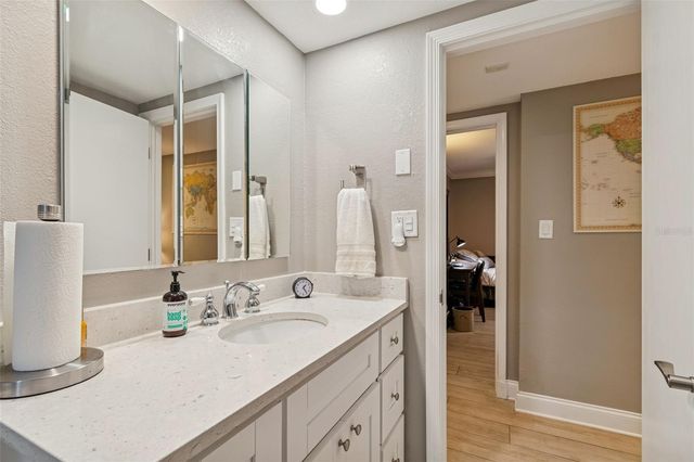 36750 US HIGHWAY 19 N 16210, Palm Harbor, FL 34684