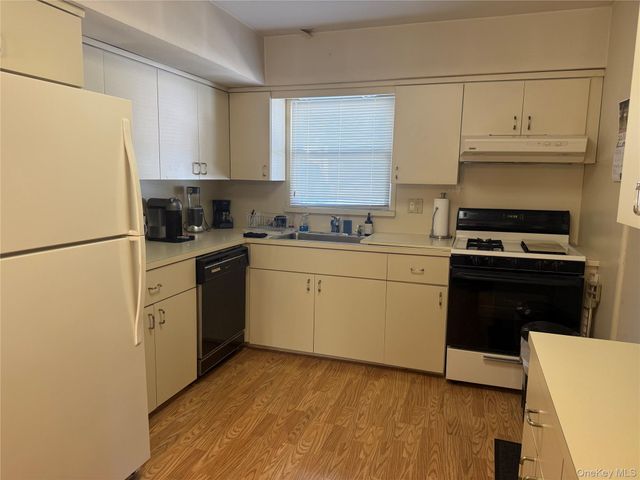 939 Steele Boulevard, Baldwin, NY 11510
