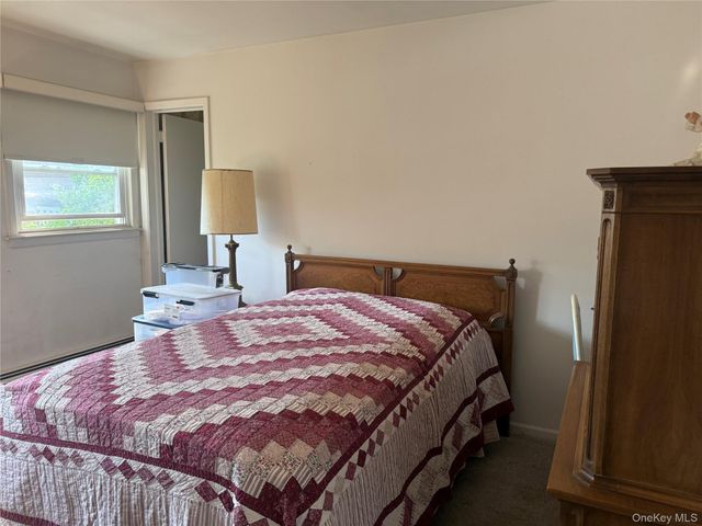 939 Steele Boulevard, Baldwin, NY 11510