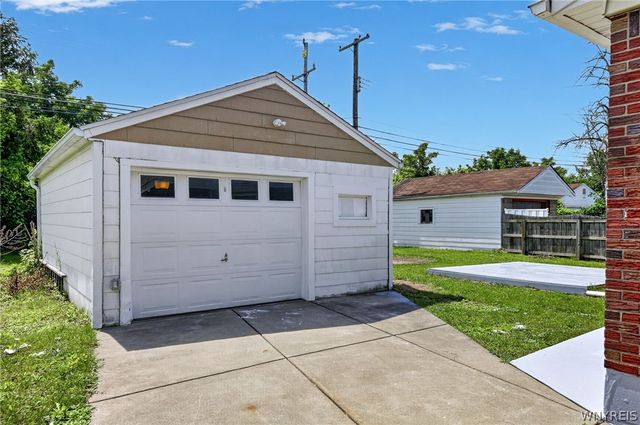 175 Nokomis Parkway, Cheektowaga, NY 14225