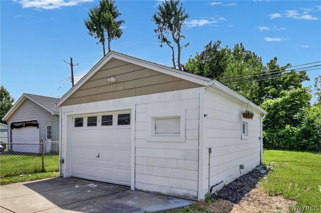 175 Nokomis Parkway, Cheektowaga, NY 14225