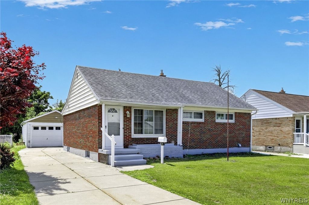 175 Nokomis Parkway, Cheektowaga, NY 14225