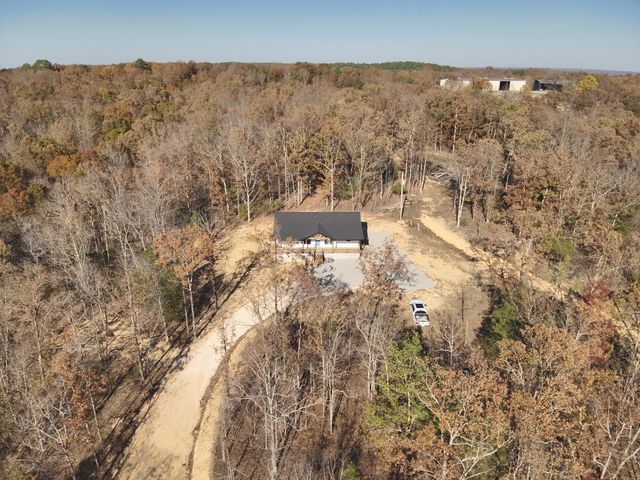 2234 Highway 412, W, Linden, TN 37096