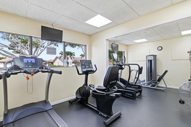 6335 Tall Cypress Circle, Greenacres, FL 33463