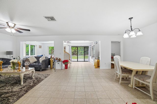 6335 Tall Cypress Circle, Greenacres, FL 33463