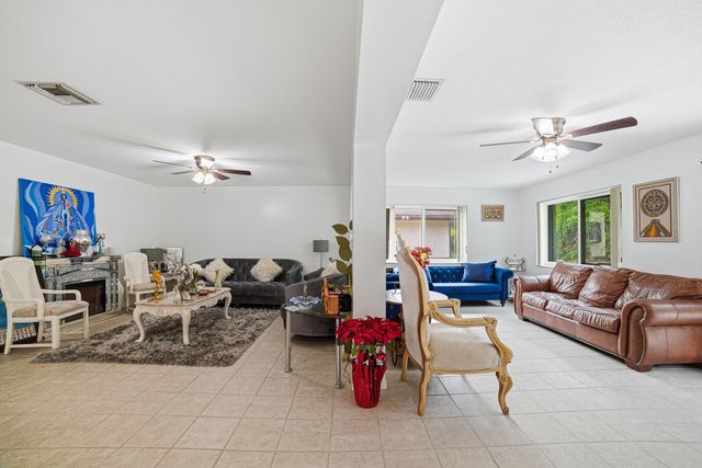 6335 Tall Cypress Circle, Greenacres, FL 33463