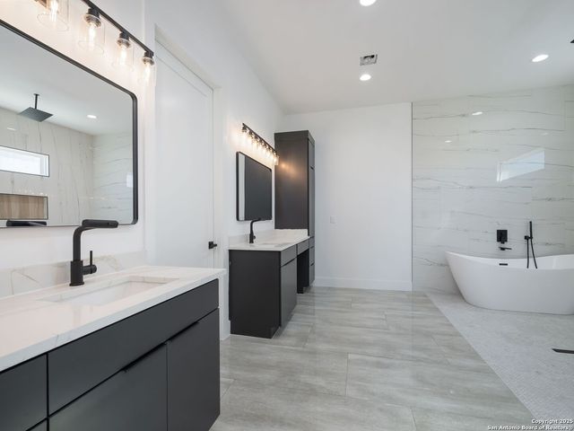 10907 Nina Ridge, San Antonio, TX 78255