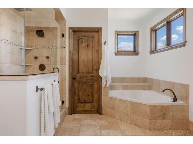 5845 Amber Ridge Dr, Castle Pines, CO 80108