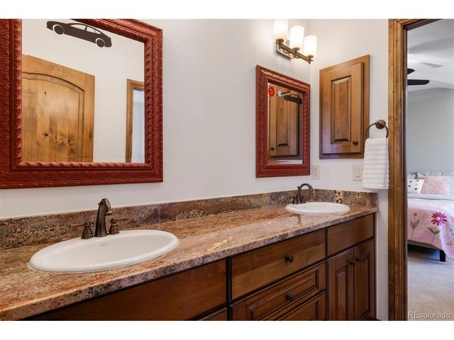 5845 Amber Ridge Dr, Castle Pines, CO 80108