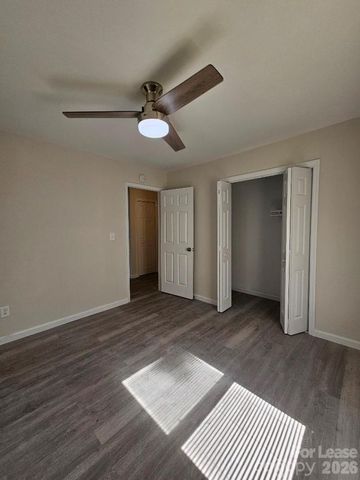 2507 Moreland Street, Charlotte, NC 28208