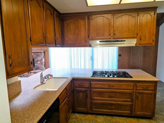 497 Vista Del Escuela, El Cajon, CA 92019