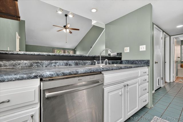 420 N Cummings Avenue, Bartlesville, OK 74006