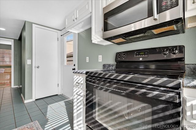 420 N Cummings Avenue, Bartlesville, OK 74006