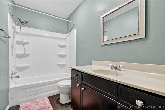 420 N Cummings Avenue, Bartlesville, OK 74006