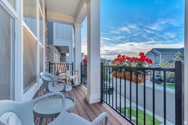 966 E DEER ARCH LN, Draper, UT 84020