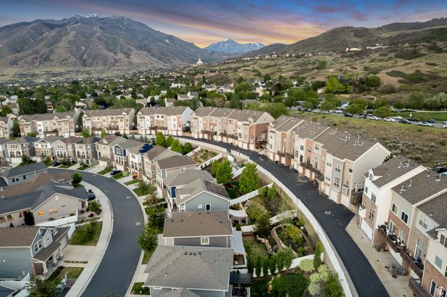 966 E DEER ARCH LN, Draper, UT 84020