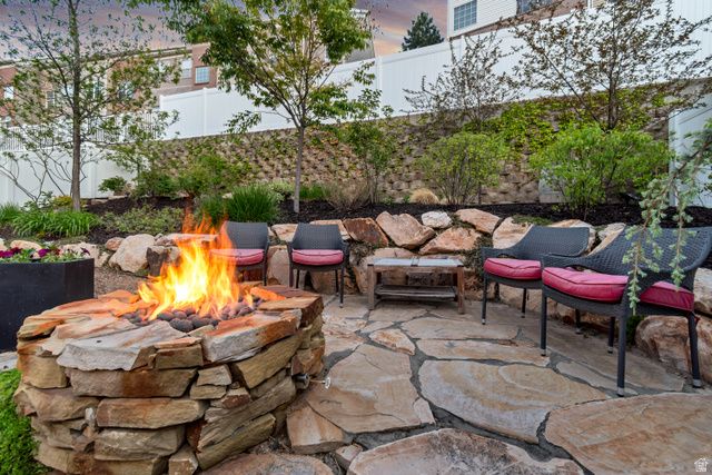 966 E DEER ARCH LN, Draper, UT 84020
