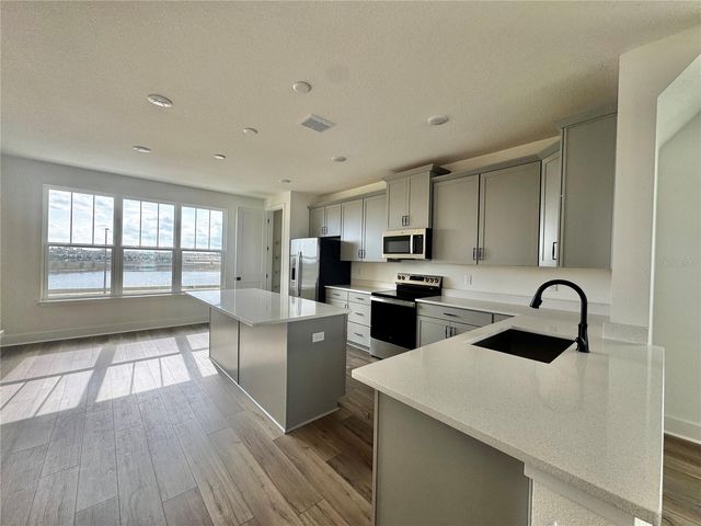 15046 GROVE LAKE DRIVE, Winter Garden, FL 34787