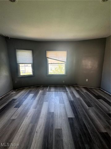 5806 Fleet Avenue, Cleveland, OH 44105