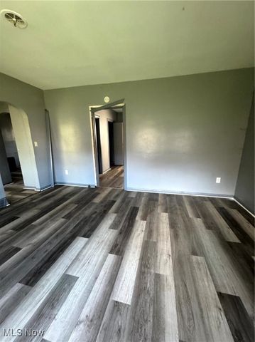 5806 Fleet Avenue, Cleveland, OH 44105