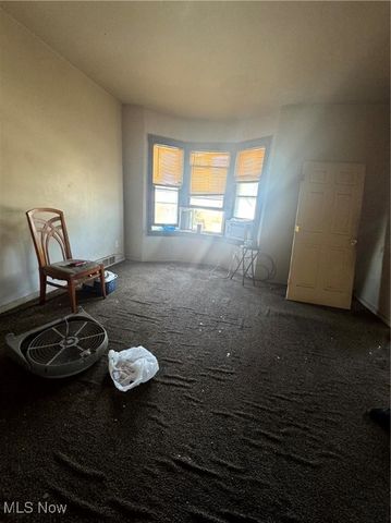 5806 Fleet Avenue, Cleveland, OH 44105