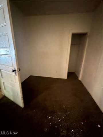 5806 Fleet Avenue, Cleveland, OH 44105