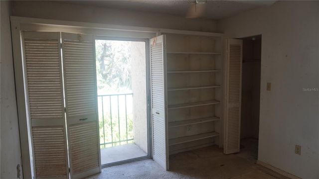 90 S HIGHLAND AVENUE 202, Tarpon Springs, FL 34689