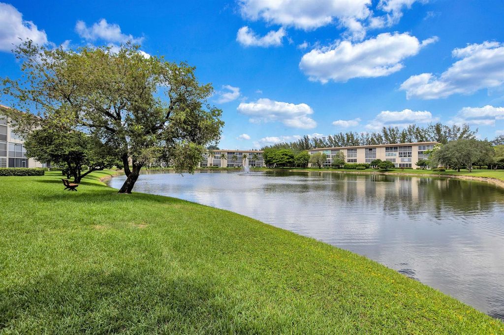 1902 Bermuda Circle L2, Coconut Creek, FL 33066