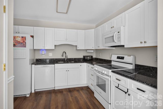 1330 Bayswater Drive, High Point, NC 27265