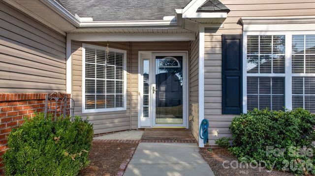 1330 Bayswater Drive, High Point, NC 27265