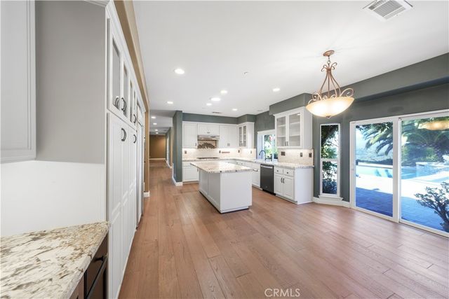 30415 Disney, Vista, CA 92084