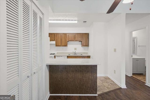 1205 Natchez Trace SW B, Marietta, GA 30008