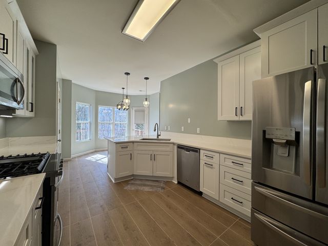 7145 Forrest Oaks Dr, Nashville, TN 37221
