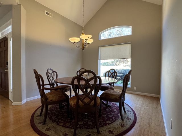 7145 Forrest Oaks Dr, Nashville, TN 37221