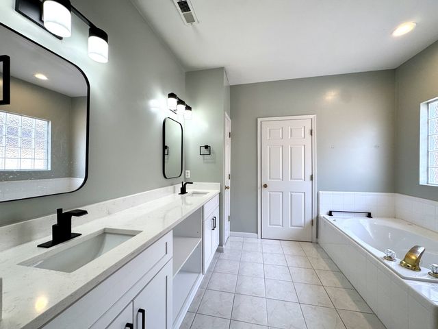 7145 Forrest Oaks Dr, Nashville, TN 37221
