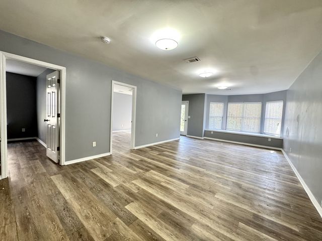 7145 Forrest Oaks Dr, Nashville, TN 37221