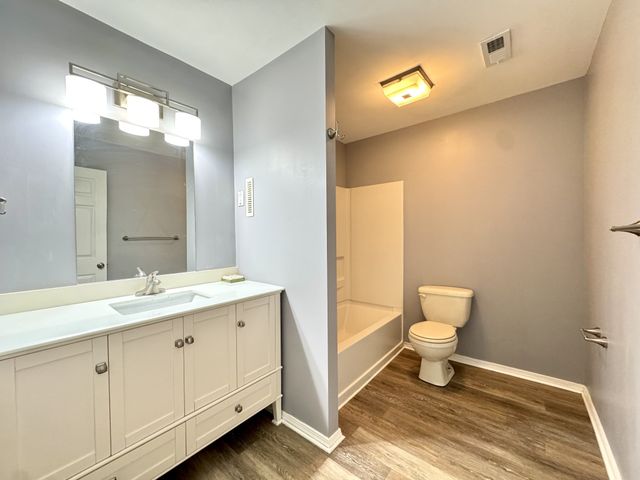 7145 Forrest Oaks Dr, Nashville, TN 37221