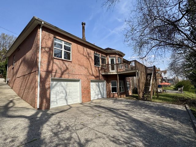 7145 Forrest Oaks Dr, Nashville, TN 37221