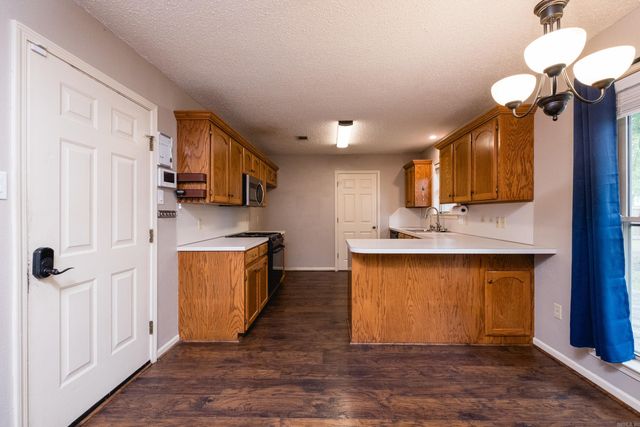 2460 Krysal Kreek Drive, Conway, AR 72032