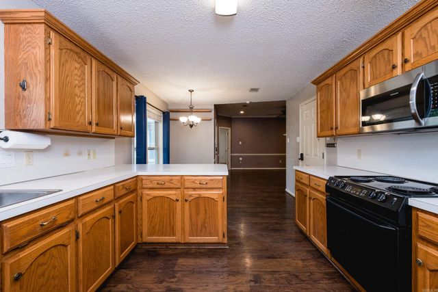 2460 Krysal Kreek Drive, Conway, AR 72032