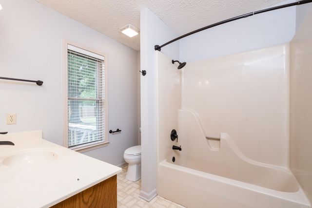 2460 Krysal Kreek Drive, Conway, AR 72032