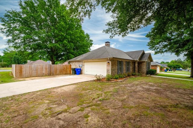 2460 Krysal Kreek Drive, Conway, AR 72032