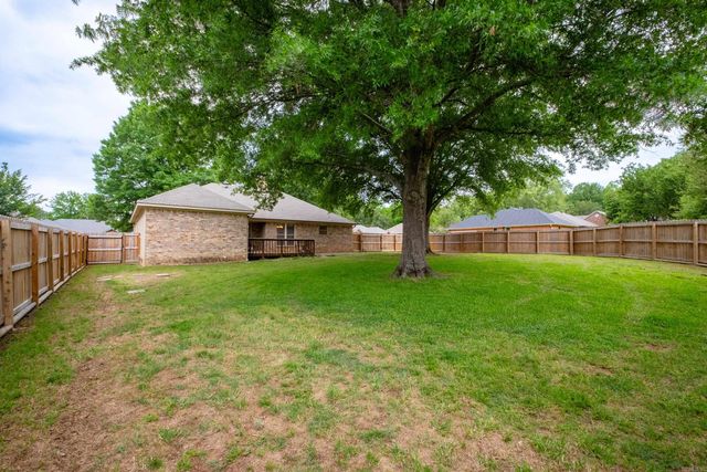 2460 Krysal Kreek Drive, Conway, AR 72032