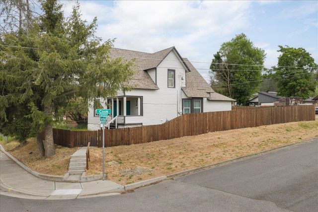 2502 E Hartson Ave, Spokane, WA 99202