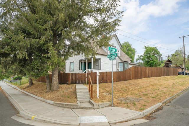 2502 E Hartson Ave, Spokane, WA 99202